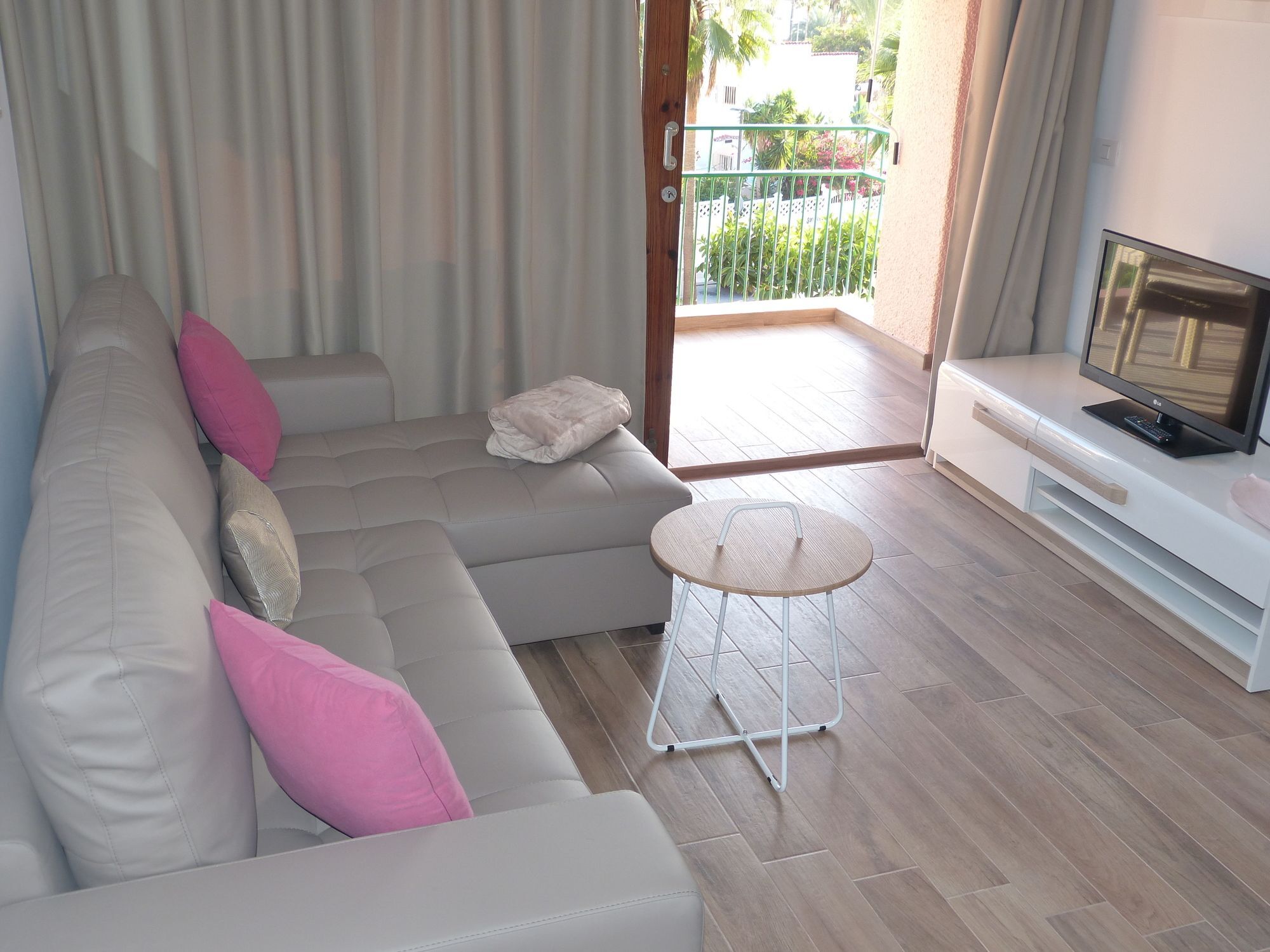 Ocean View Apartment Адехе Экстерьер фото